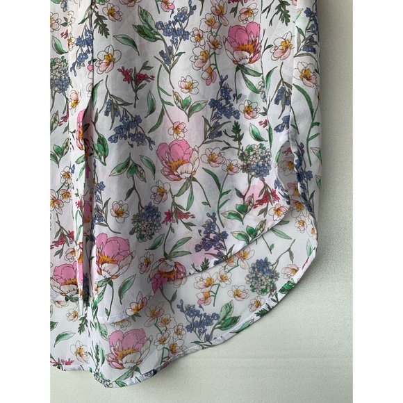 COPY - Size 4, H&M, white and floral sleeveless blouse - Picture 6 of 13